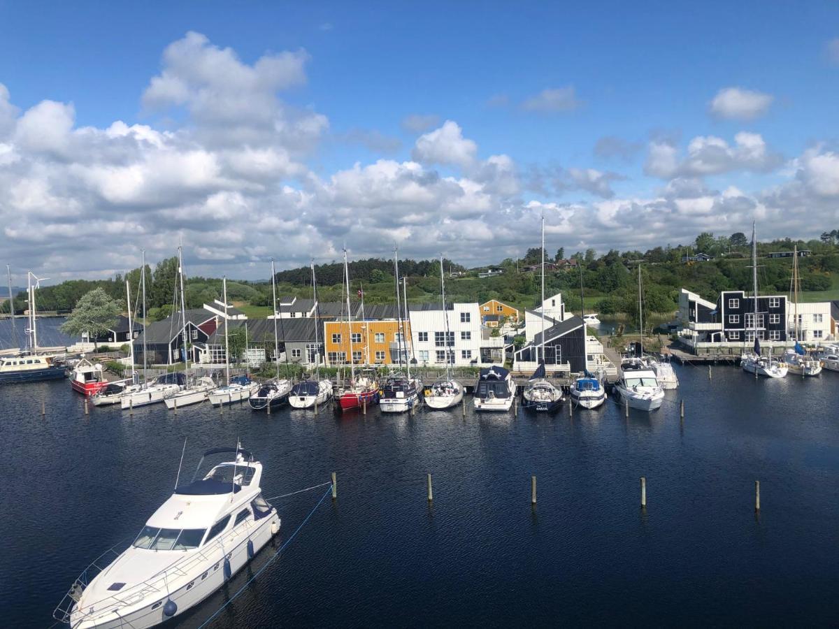 Hyggelig Sommerhus Oer Maritime Ferieby Ebeltoft Exteriör bild